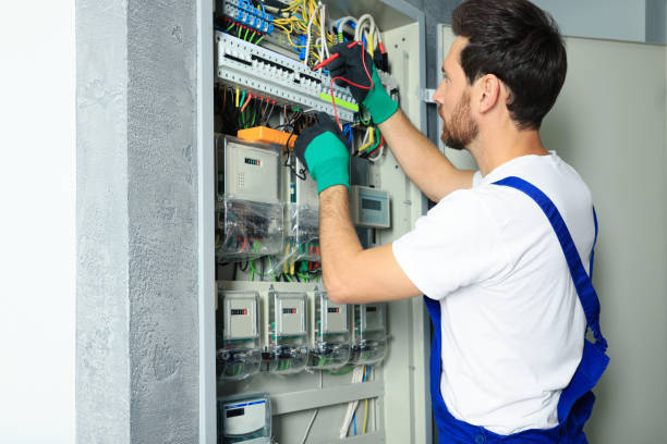 Best Emergency Electrical Repair  in Conrad, IA